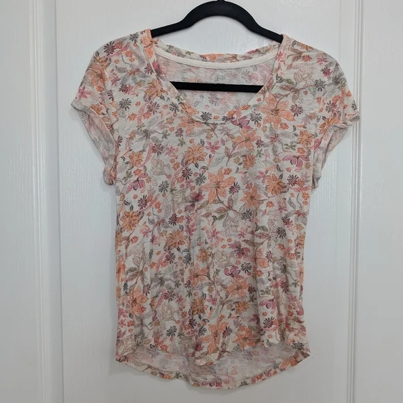 PILCRC Anthropologie Floral Print Tee - Picture 2 of 11